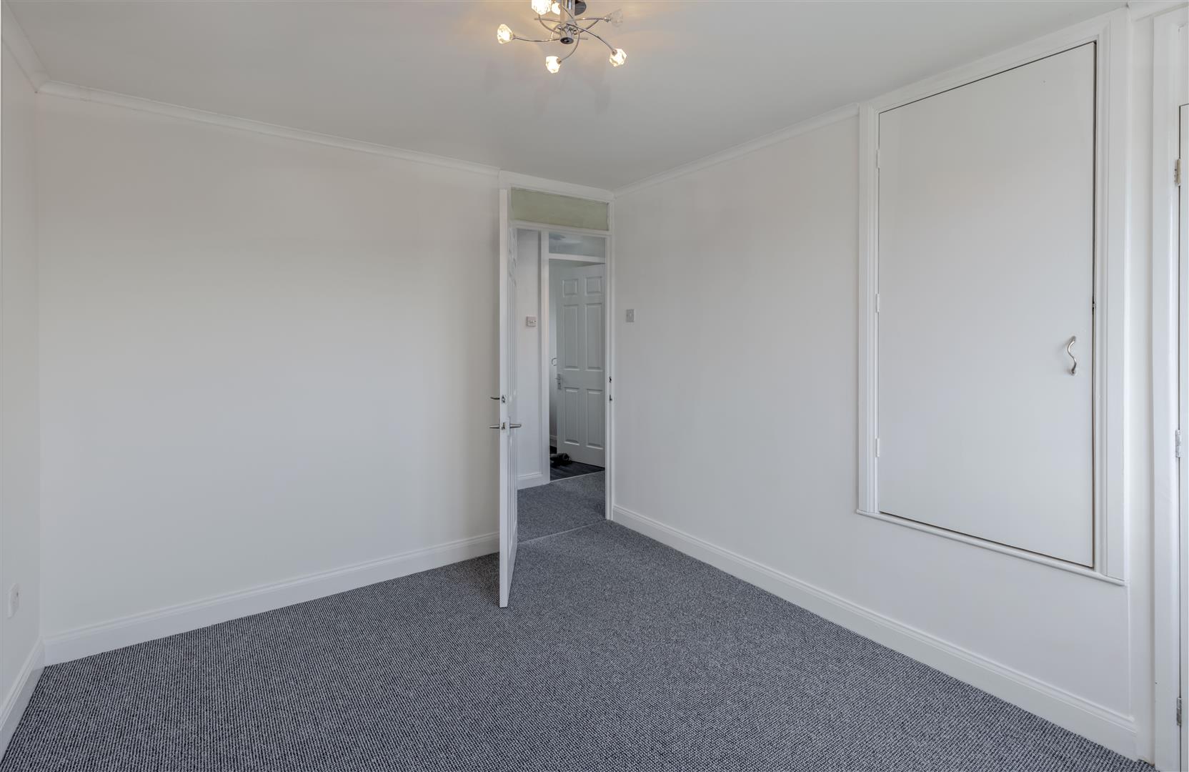 Vyne Crescent, Great Holm, Milton Keynes